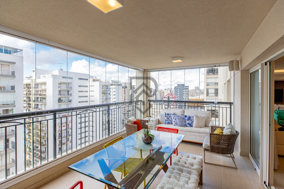 Apartamento, 3 quartos, 210 m² - Foto 1