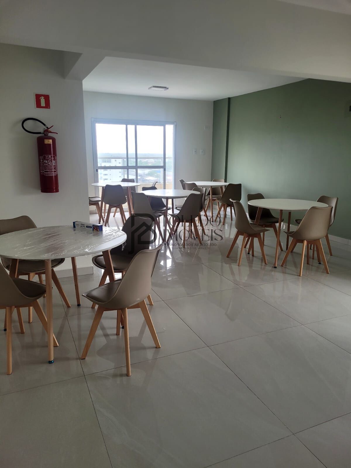 Apartamento para alugar com 2 quartos, 69m² - Foto 28