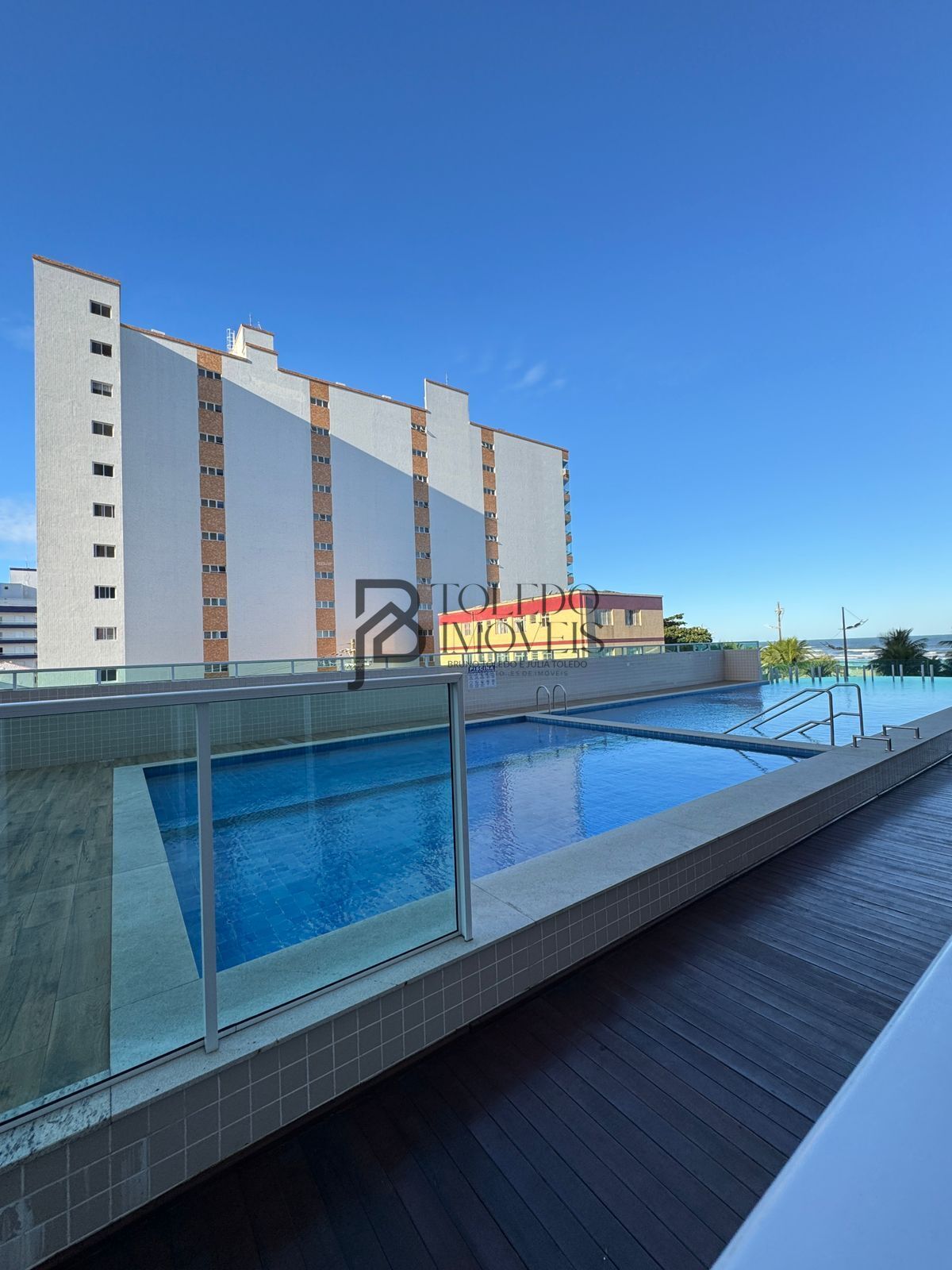 Apartamento à venda com 2 quartos, 75m² - Foto 27