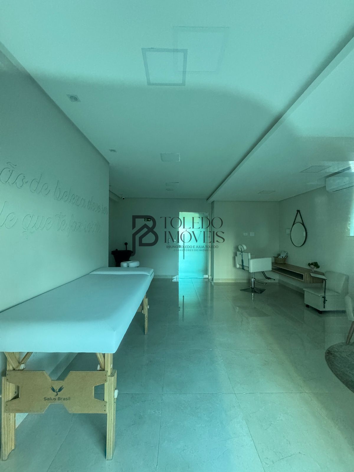 Apartamento à venda com 2 quartos, 75m² - Foto 30