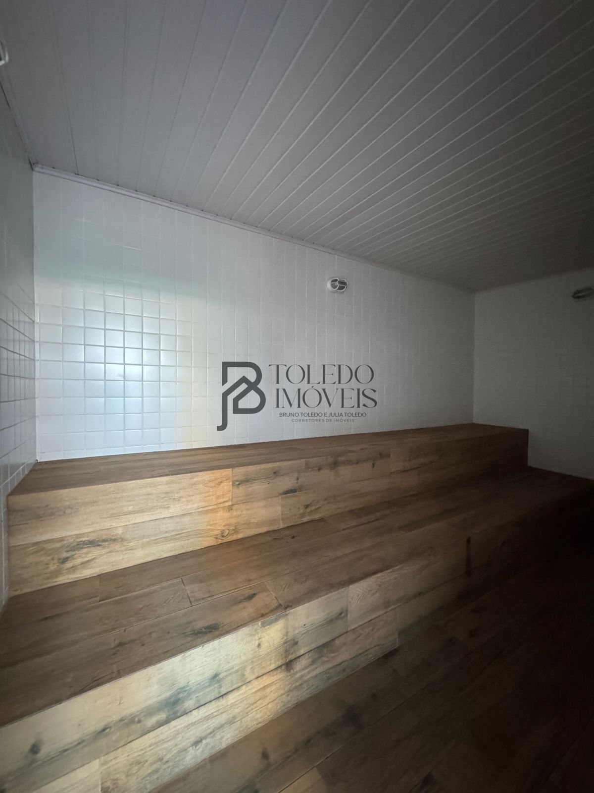 Apartamento à venda com 2 quartos, 75m² - Foto 29