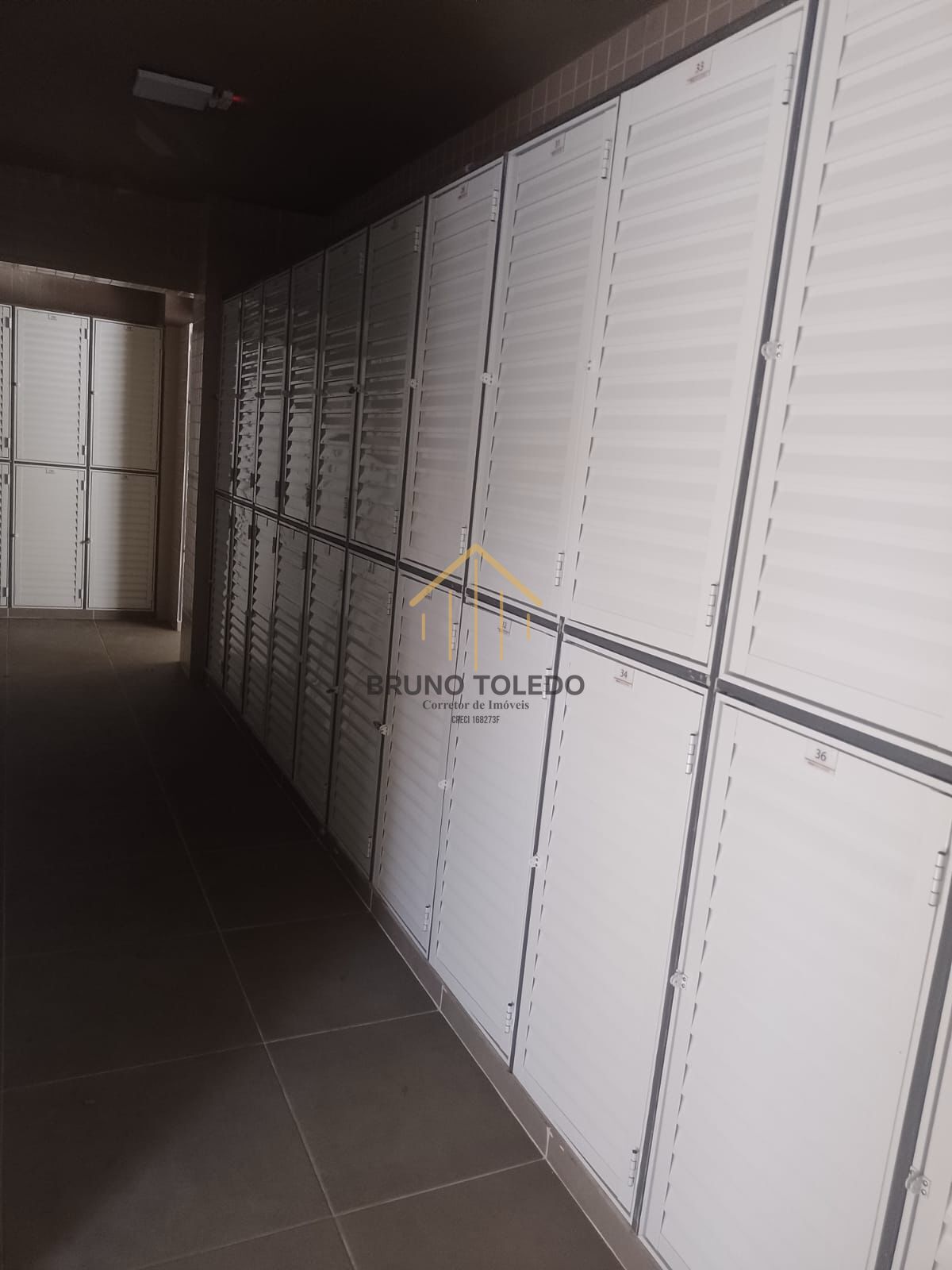 Apartamento à venda com 2 quartos, 64m² - Foto 19