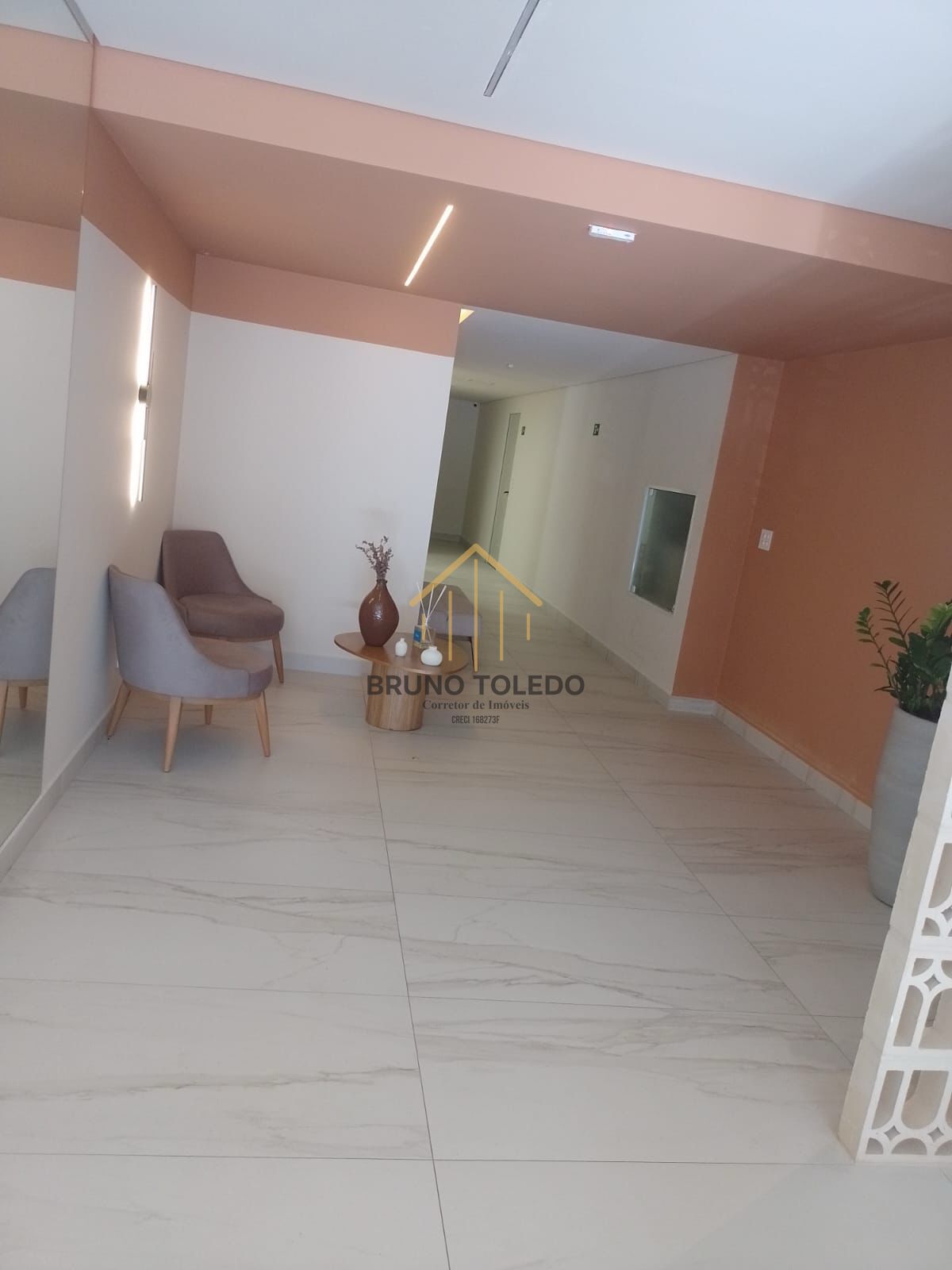 Apartamento à venda com 2 quartos, 64m² - Foto 25