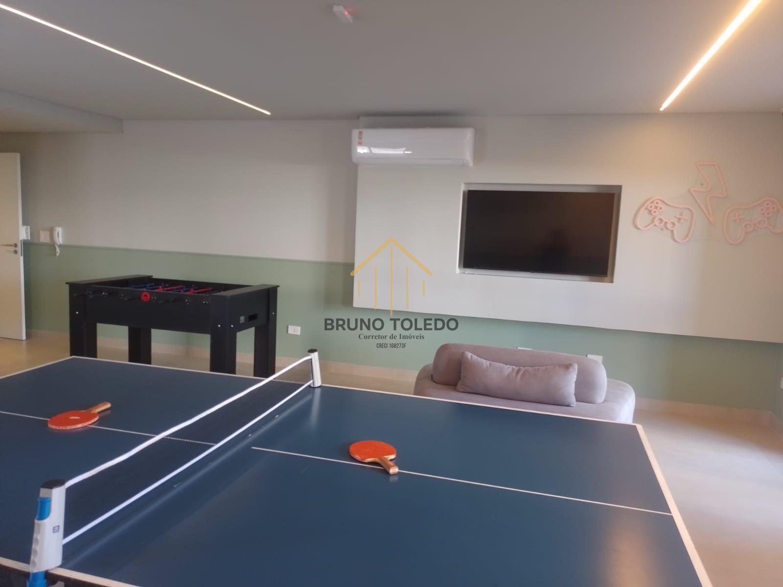 Apartamento à venda com 2 quartos, 64m² - Foto 12