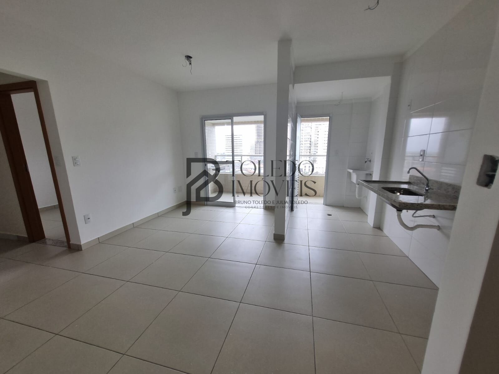 Apartamento para alugar com 2 quartos, 69m² - Foto 9