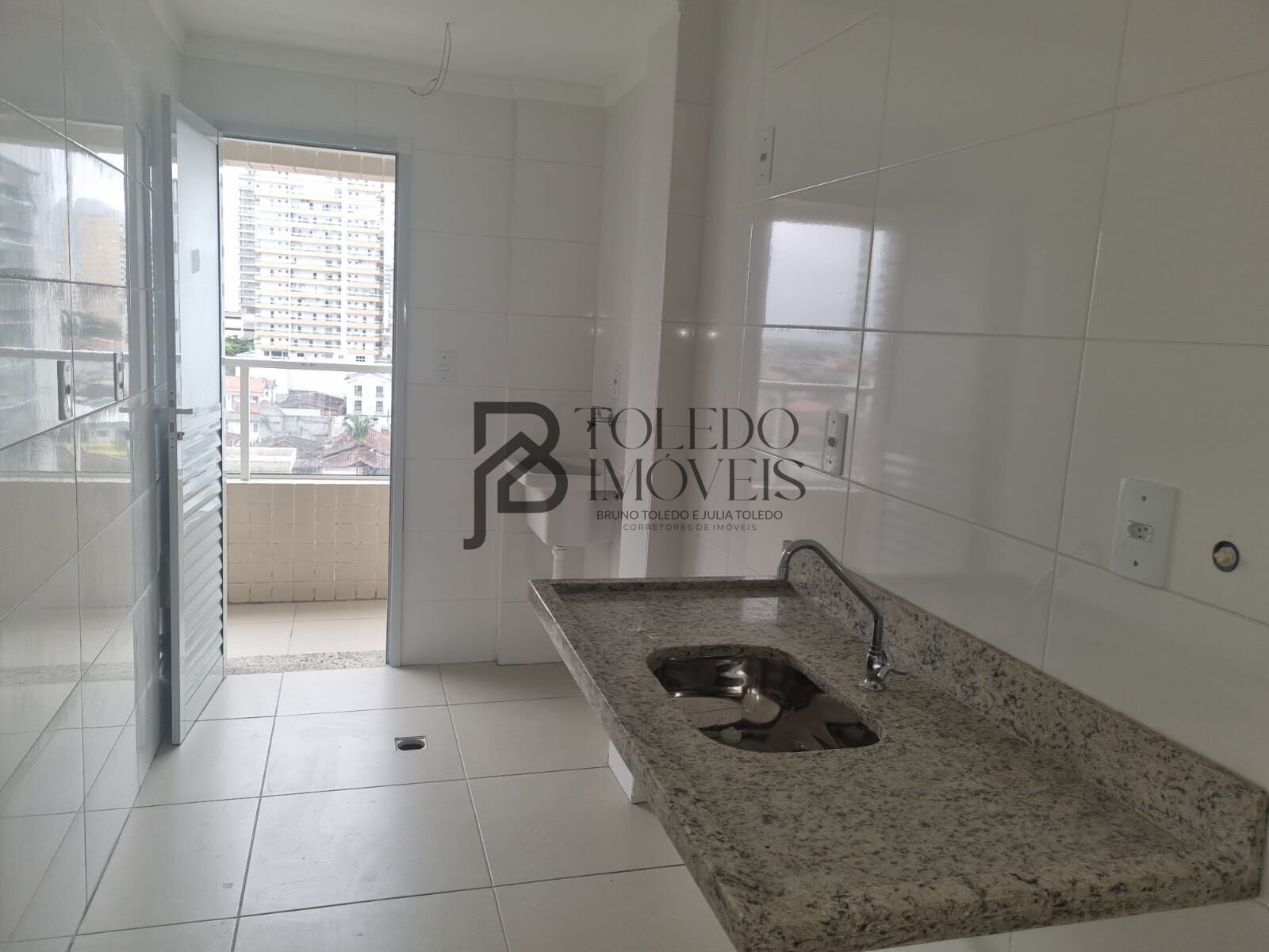 Apartamento para alugar com 2 quartos, 69m² - Foto 7