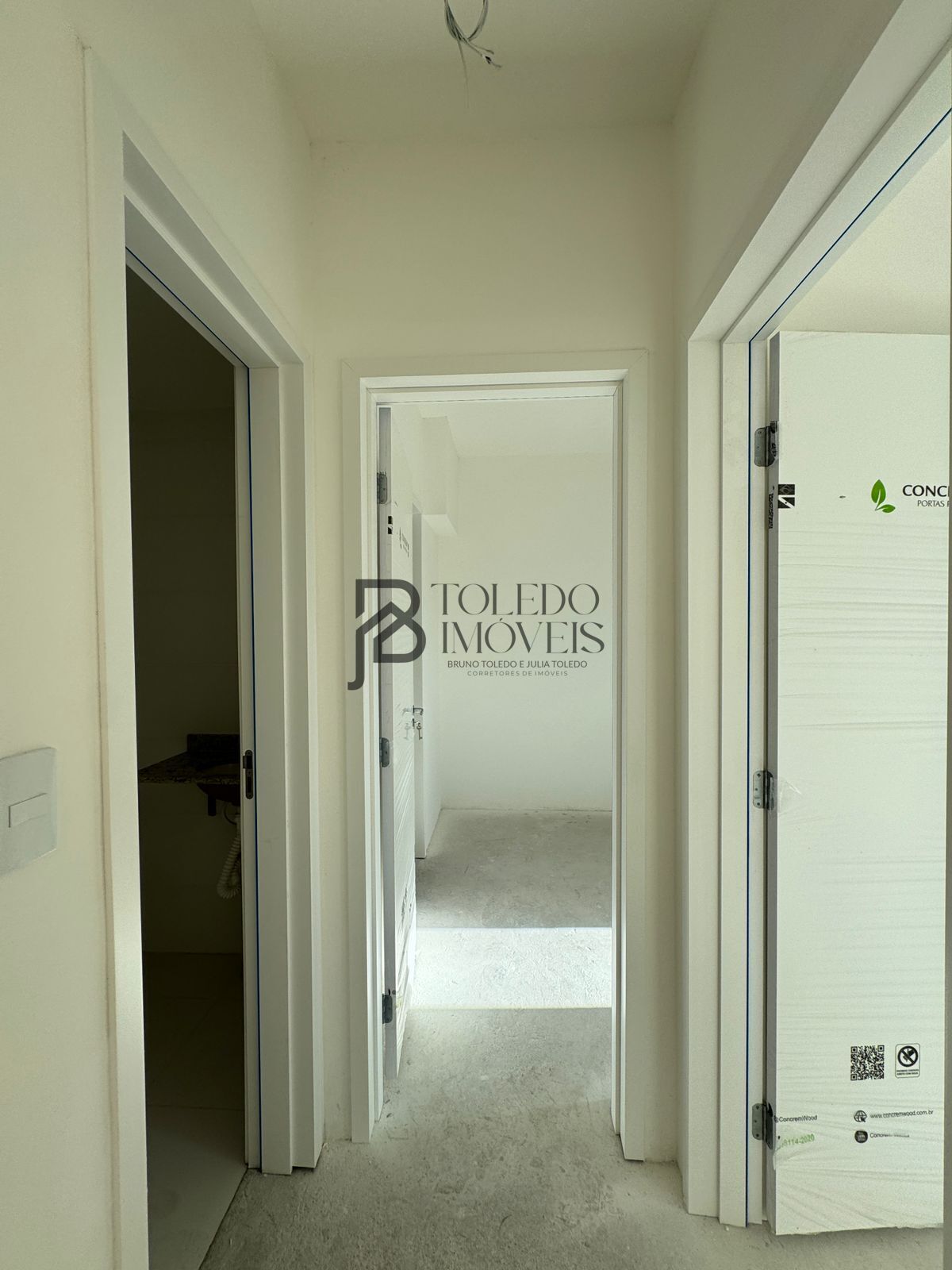 Apartamento à venda com 2 quartos, 75m² - Foto 11