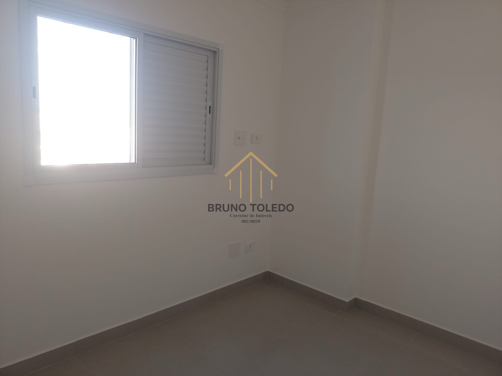 Apartamento à venda com 2 quartos, 64m² - Foto 5