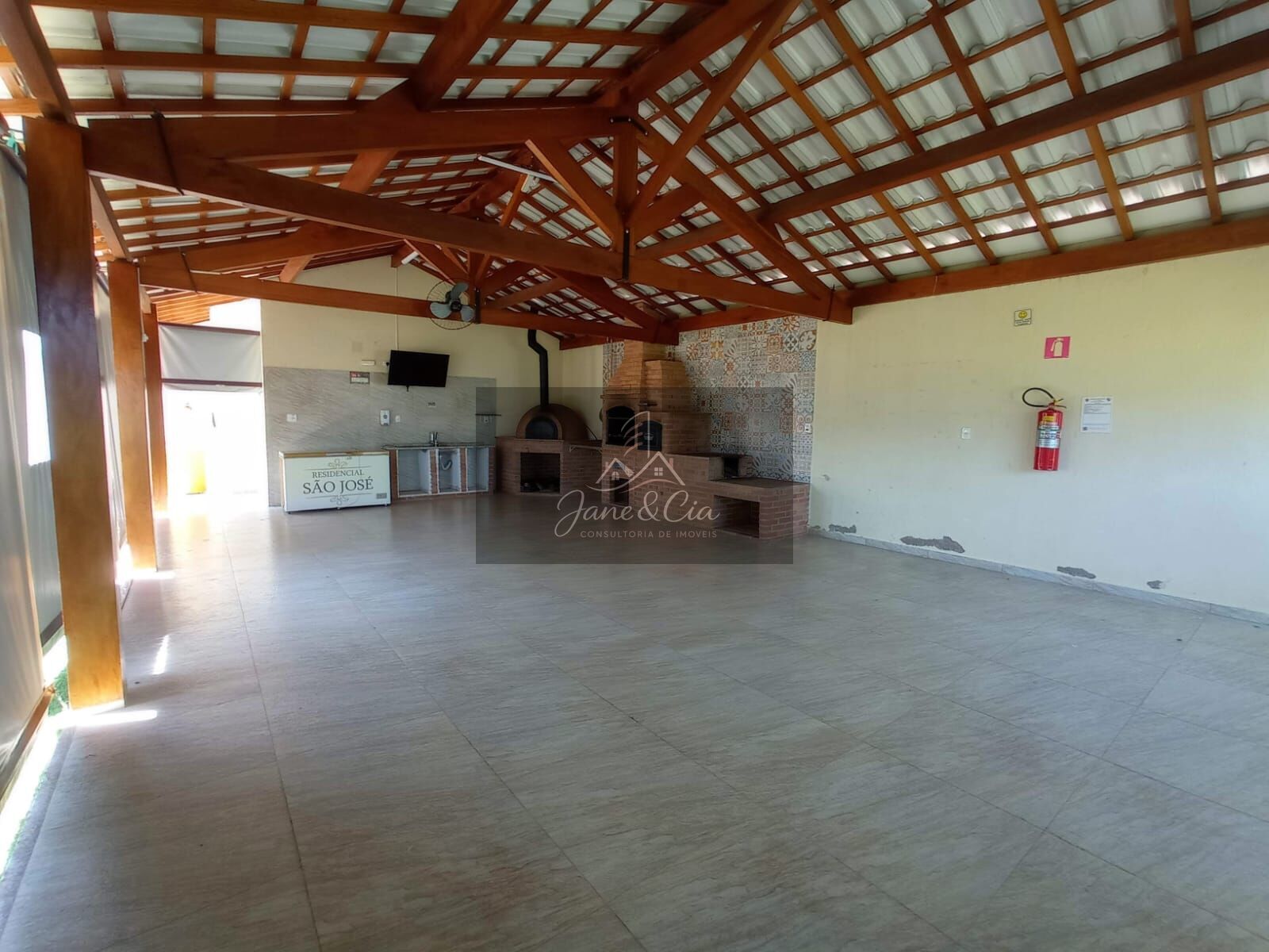 Casa à venda com 3 quartos, 105m² - Foto 10