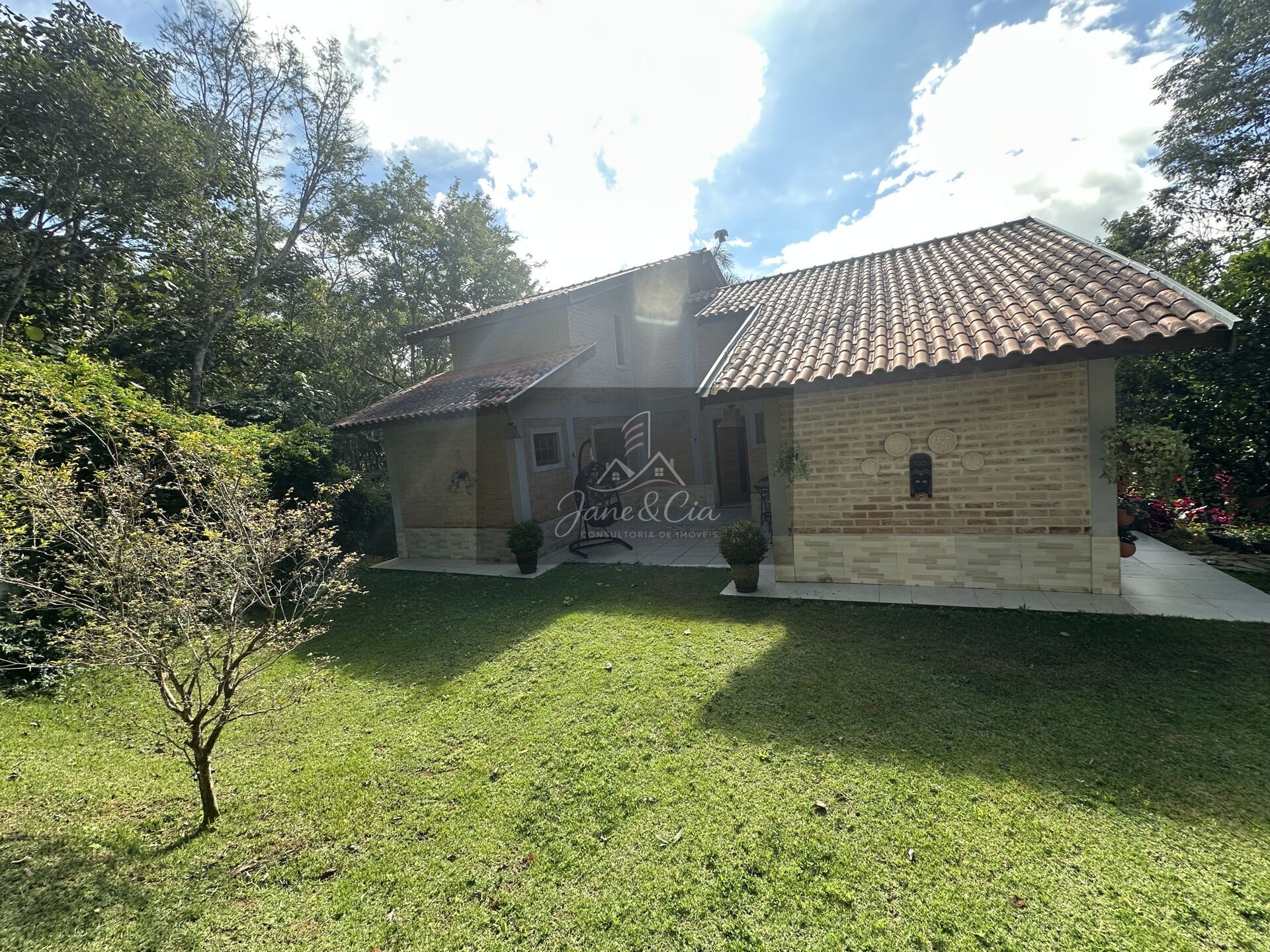 Chácara, 7 quartos, 1440 m² - Foto 1