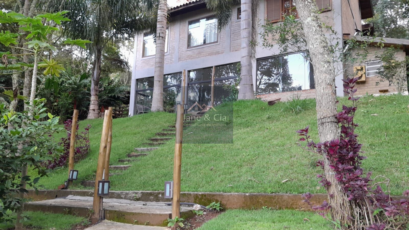 Chácara à venda com 7 quartos, 1440m² - Foto 28