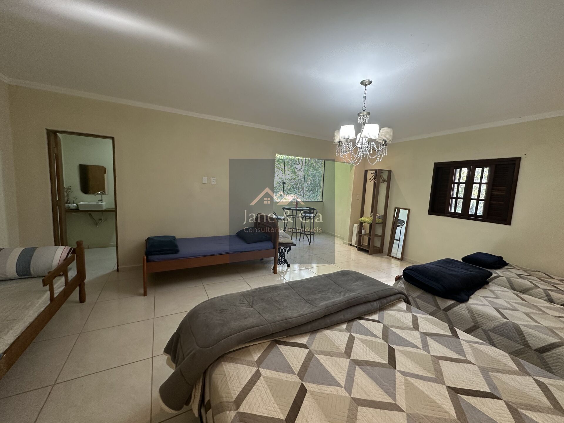 Chácara à venda com 7 quartos, 1440m² - Foto 44