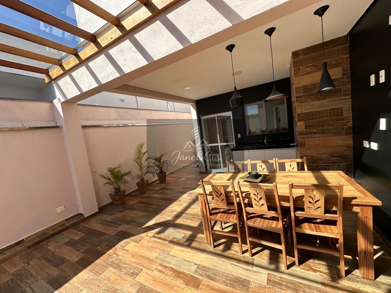Casa de Condomínio à venda com 3 quartos, 150m² - Foto 2
