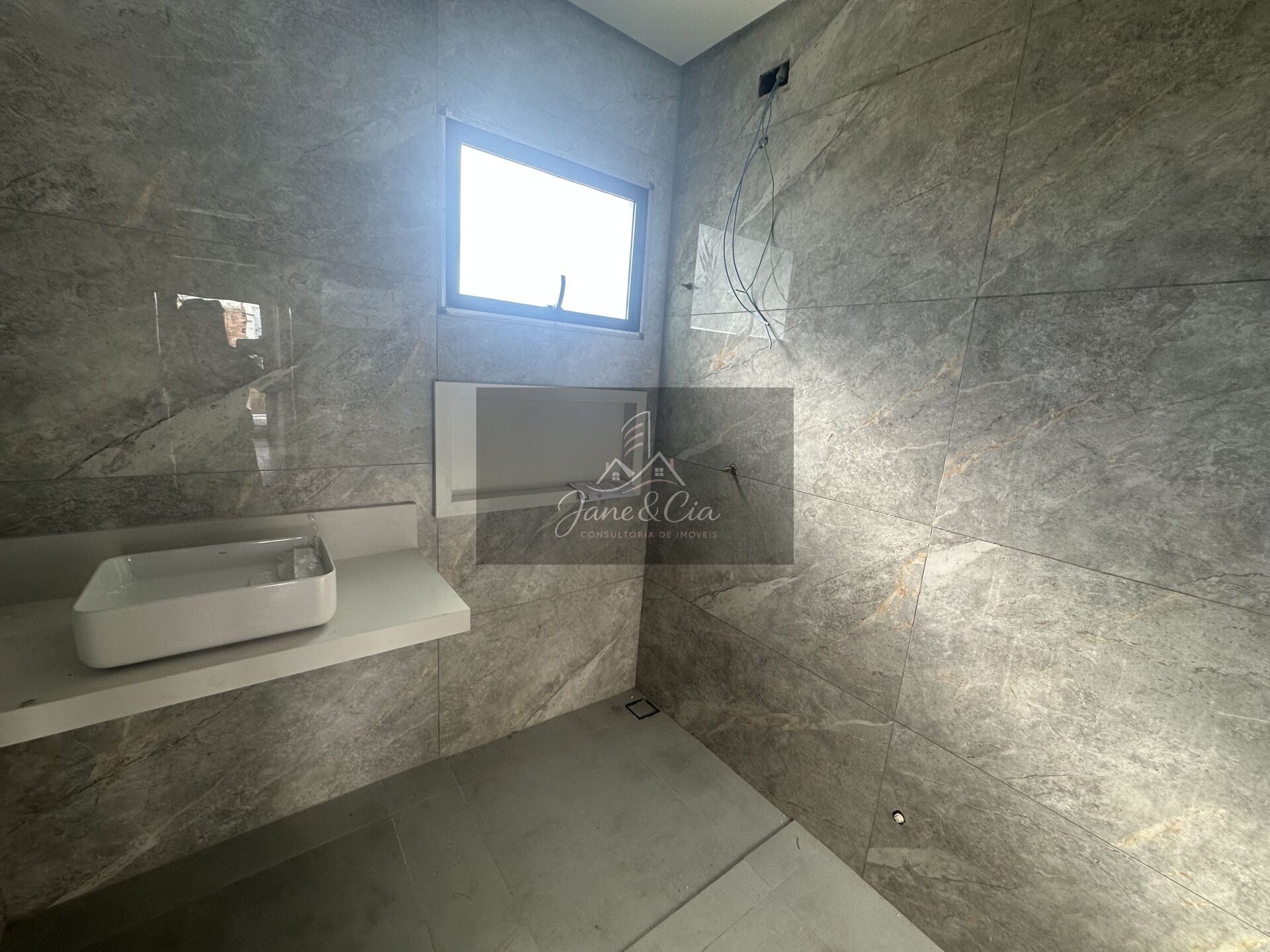 Casa à venda com 3 quartos, 148m² - Foto 4