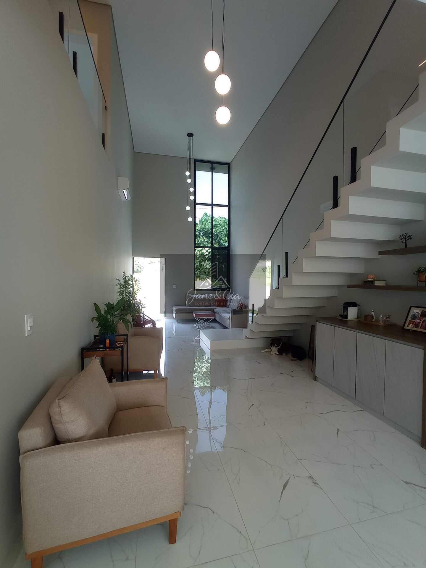 Casa à venda com 3 quartos, 262m² - Foto 2