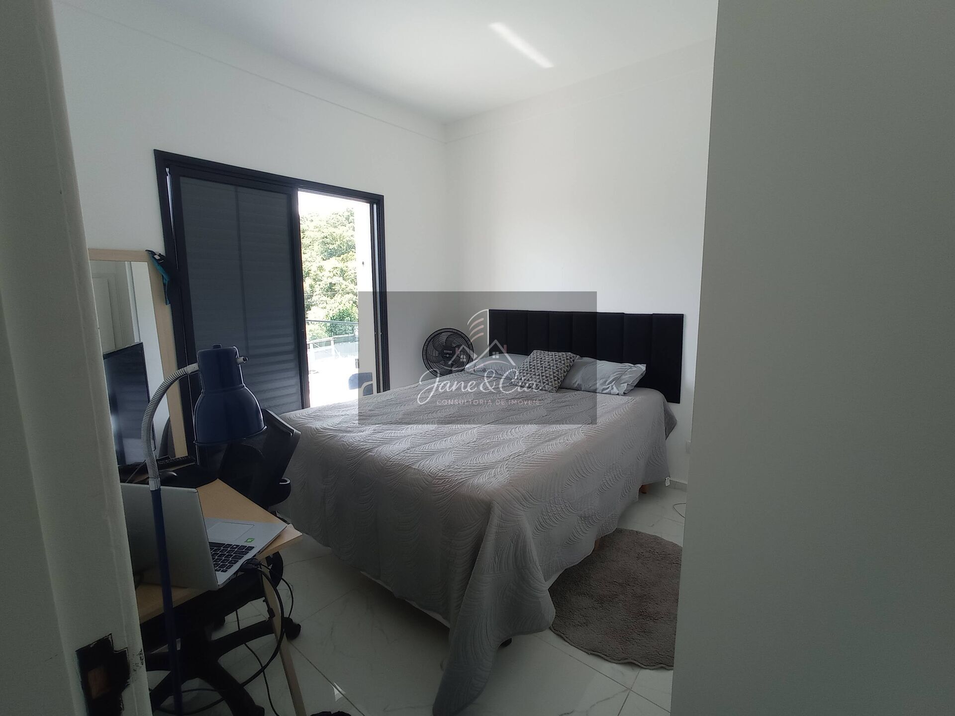 Casa à venda com 3 quartos, 262m² - Foto 9