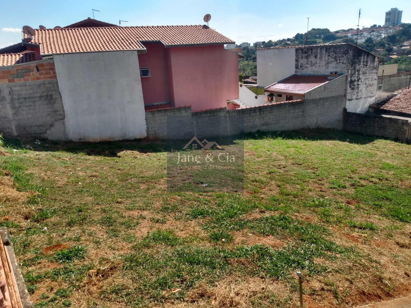 Terreno à venda, 250m² - Foto 1