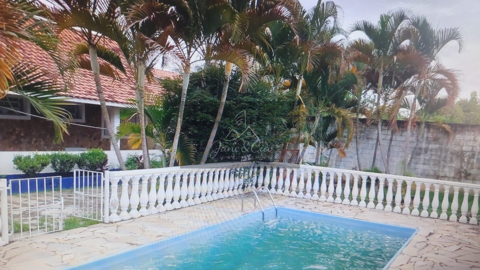 Chácara à venda com 3 quartos, 738m² - Foto 2