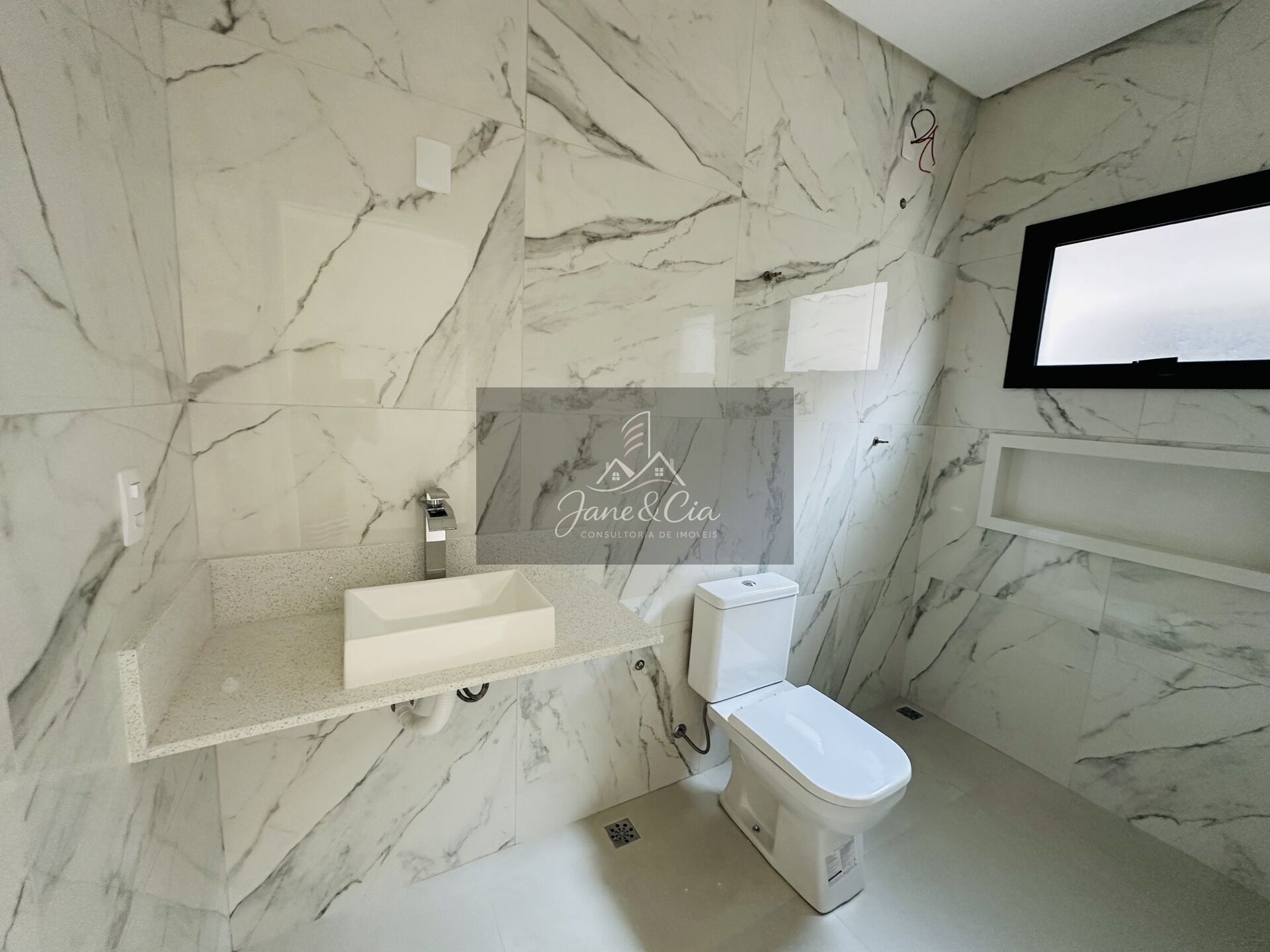 Casa de Condomínio à venda com 3 quartos, 183m² - Foto 4