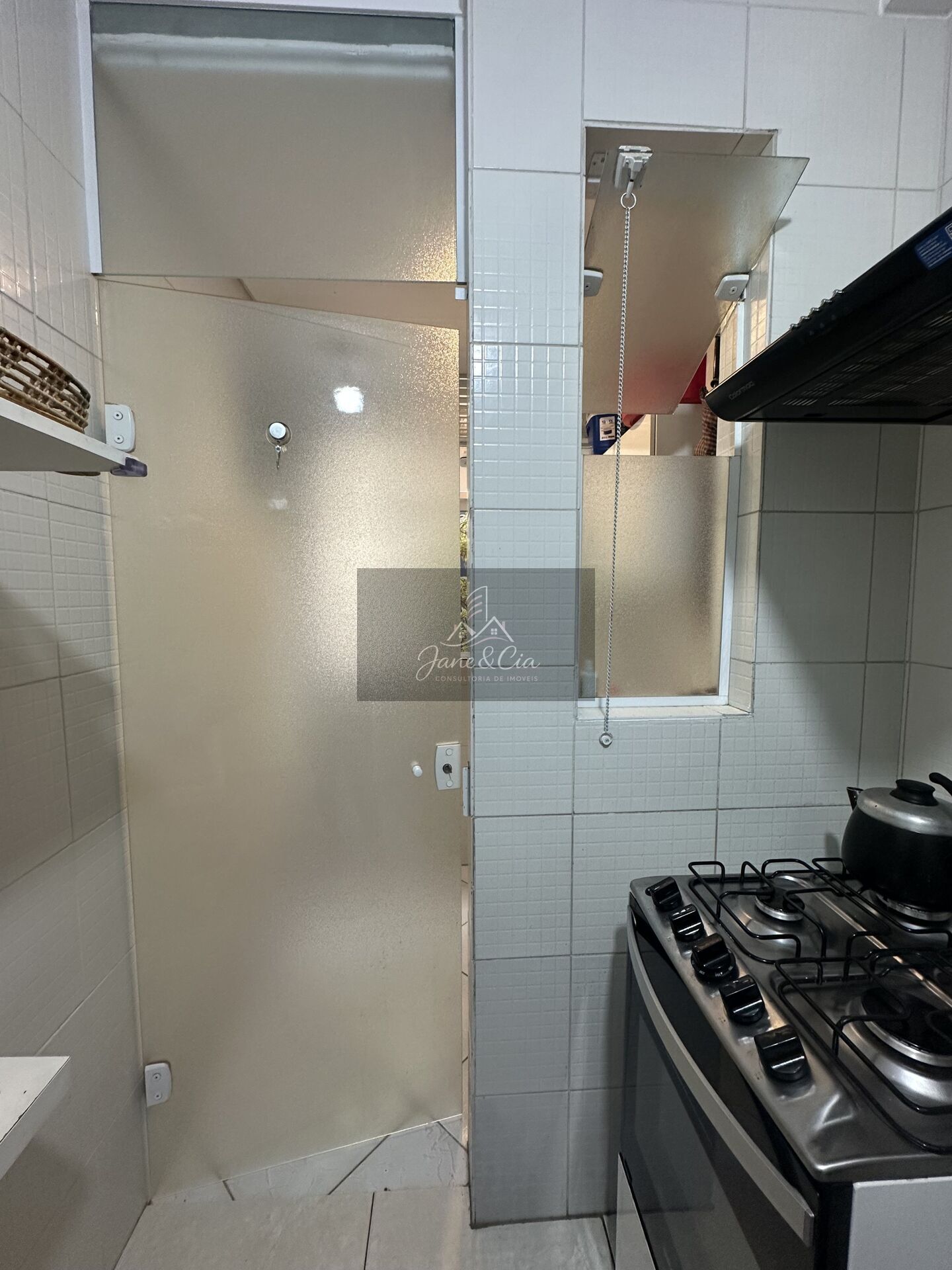 Apartamento à venda com 2 quartos, 63m² - Foto 3