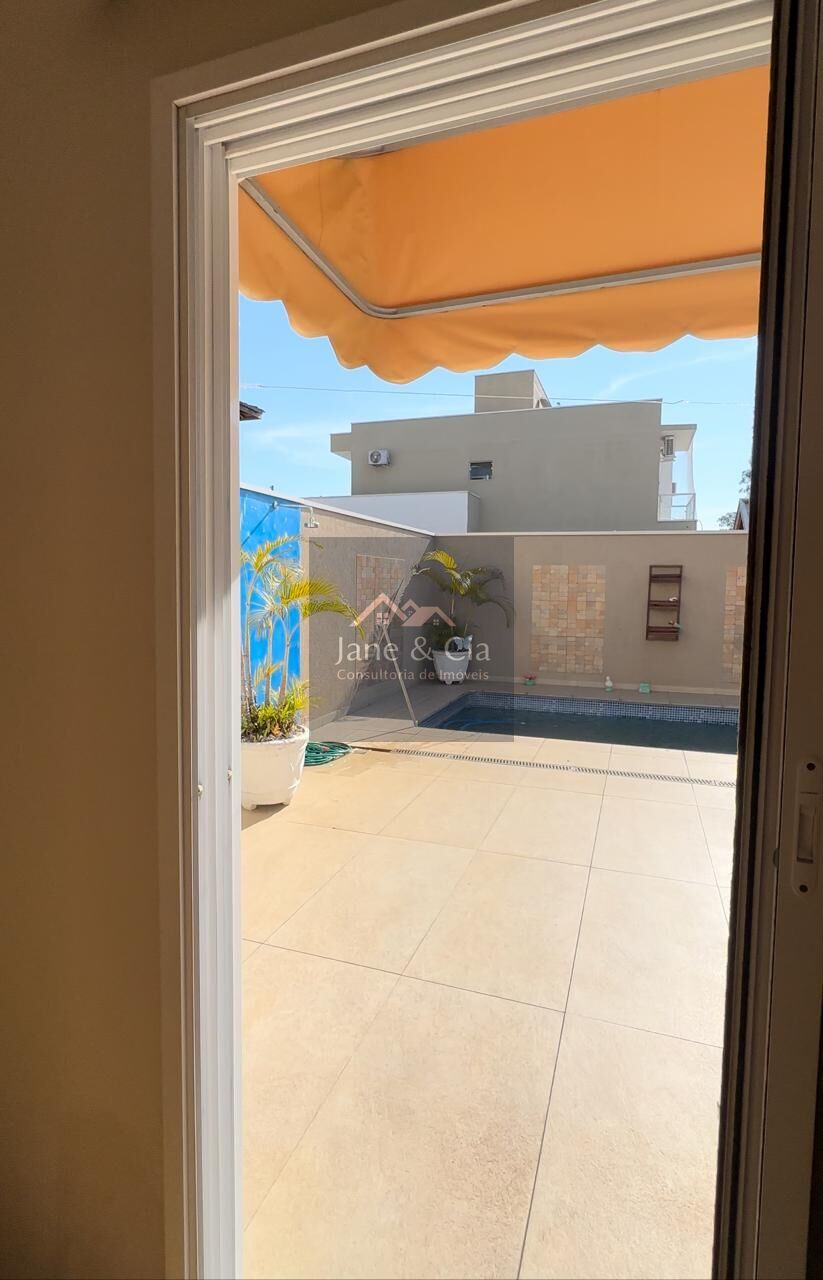 Casa à venda com 4 quartos, 220m² - Foto 19