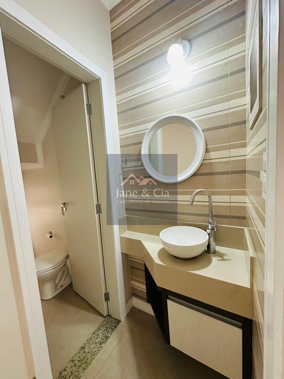 Casa à venda com 4 quartos, 220m² - Foto 6