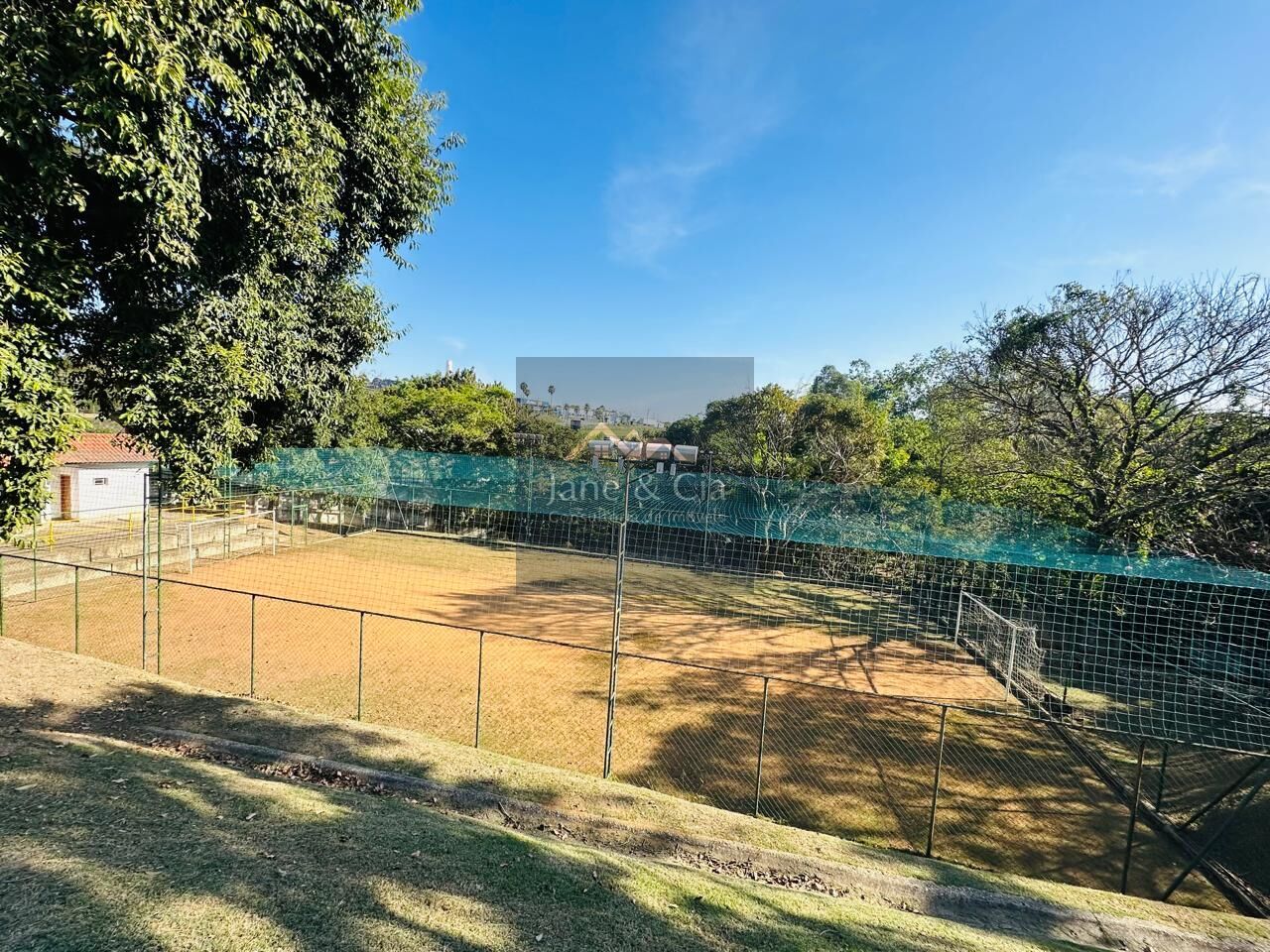 Casa à venda com 4 quartos, 220m² - Foto 34