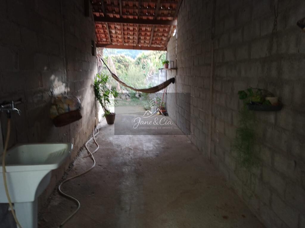 Chácara à venda com 2 quartos, 600m² - Foto 4