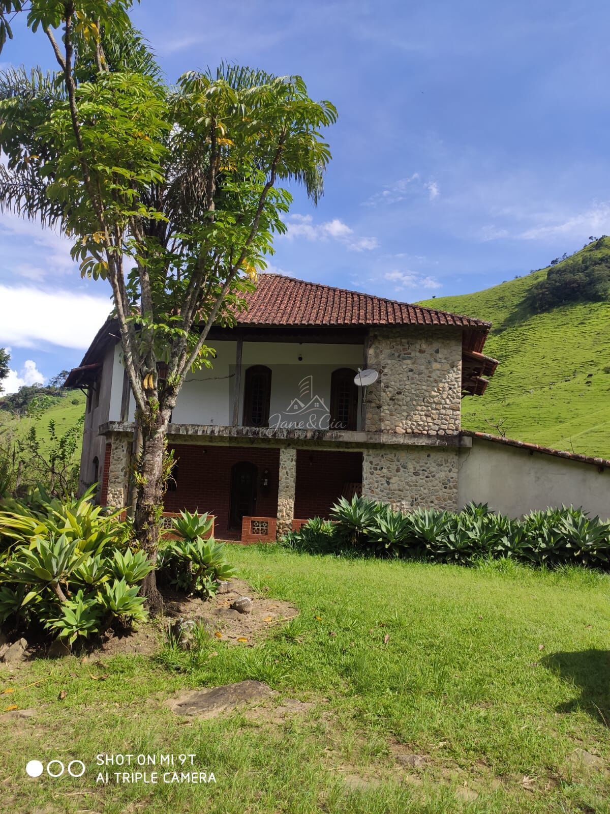 Sítio à venda com 3 quartos, 870000m² - Foto 1