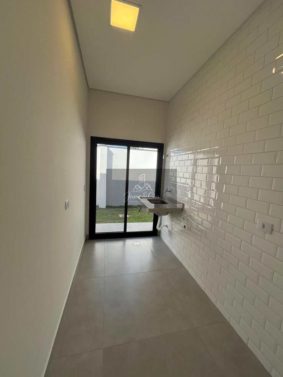 Casa à venda com 4 quartos, 168m² - Foto 15