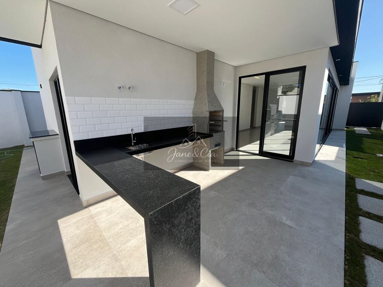 Casa à venda com 4 quartos, 168m² - Foto 7