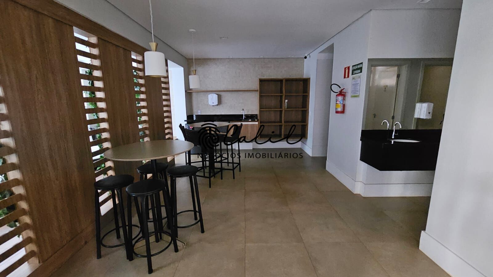 Apartamento à venda com 3 quartos, 131m² - Foto 36