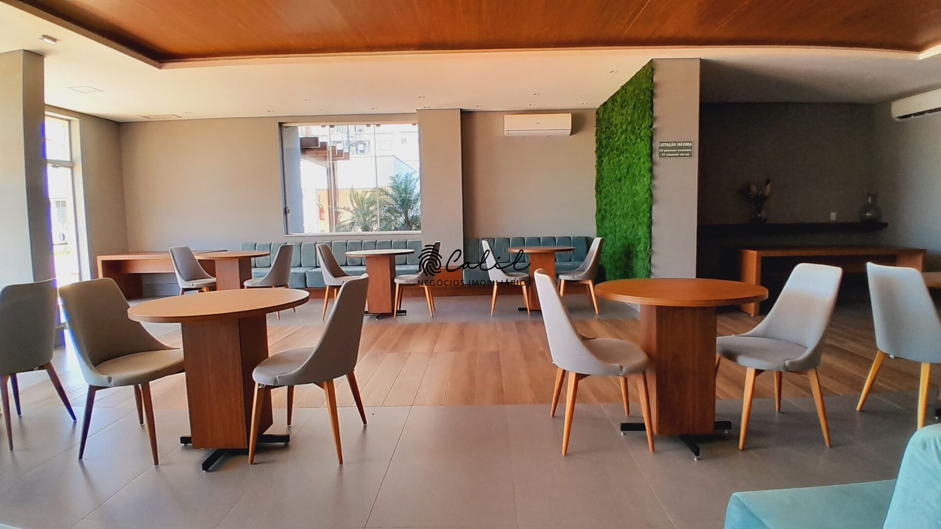 Apartamento para alugar com 2 quartos, 64m² - Foto 54