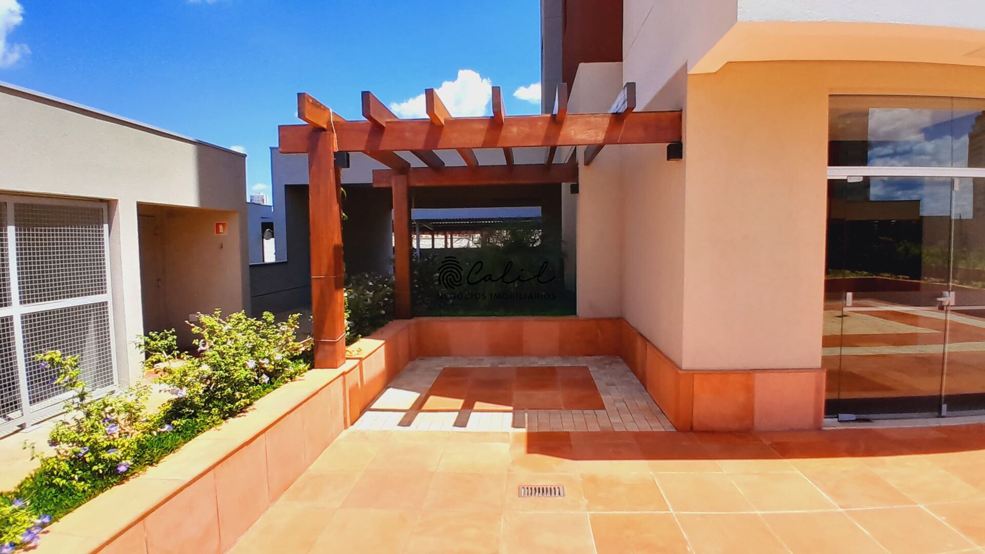 Apartamento para alugar com 2 quartos, 64m² - Foto 51