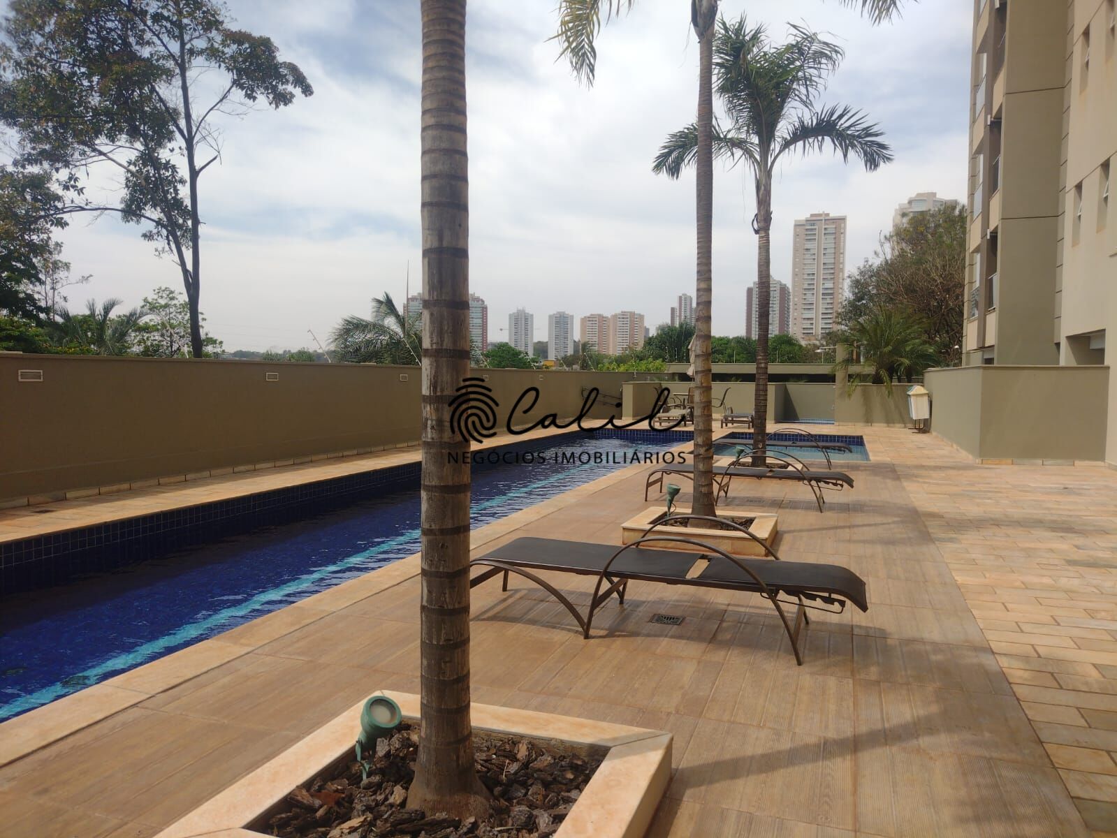 Apartamento para alugar com 2 quartos, 90m² - Foto 31