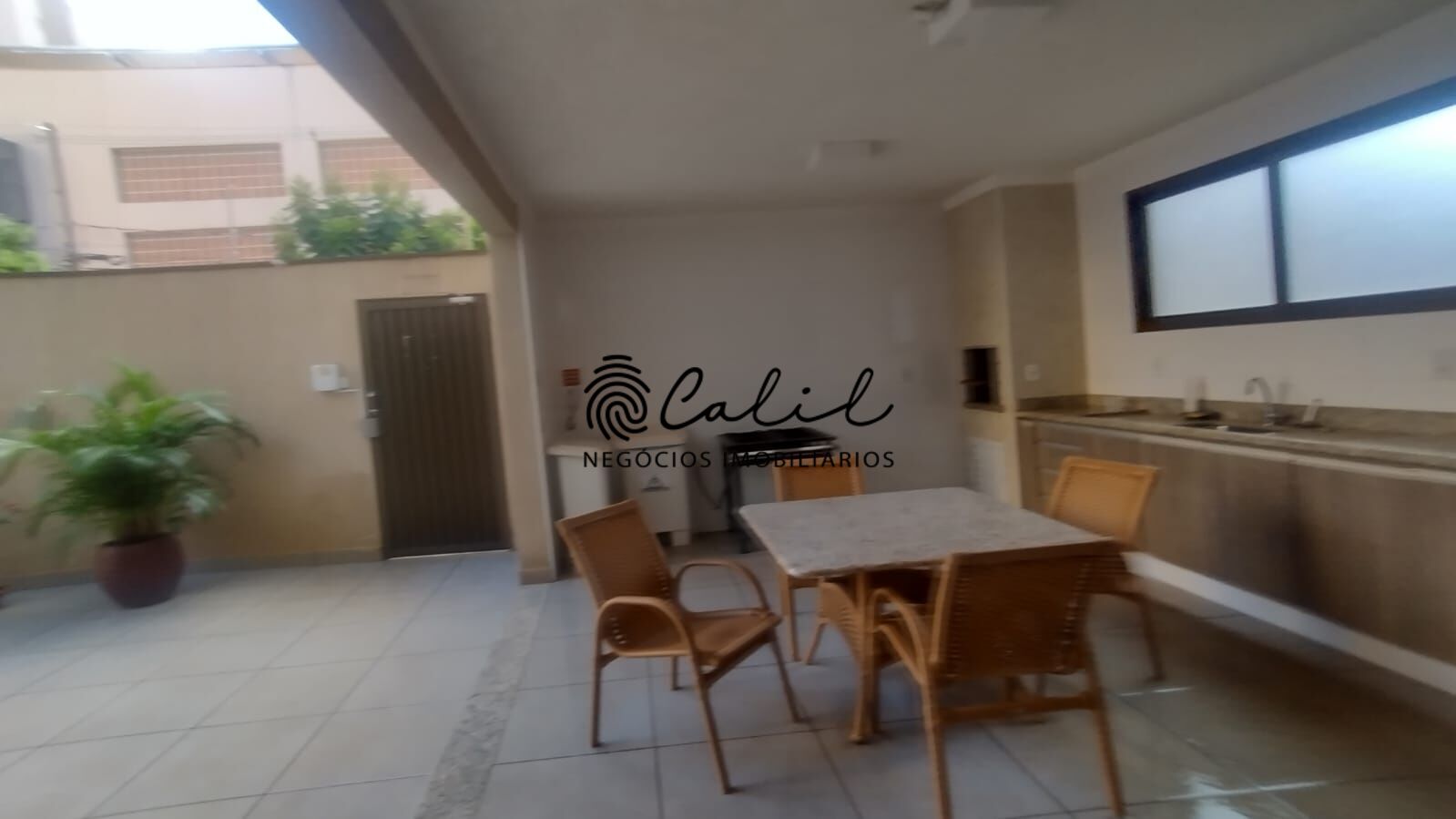 Apartamento para alugar com 3 quartos, 117m² - Foto 56