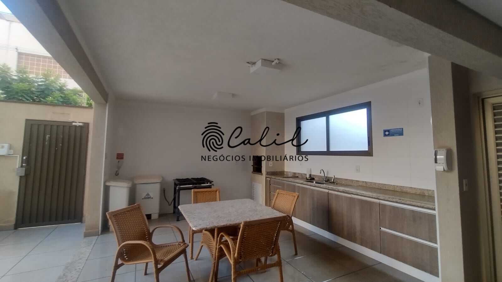 Apartamento para alugar com 3 quartos, 117m² - Foto 53