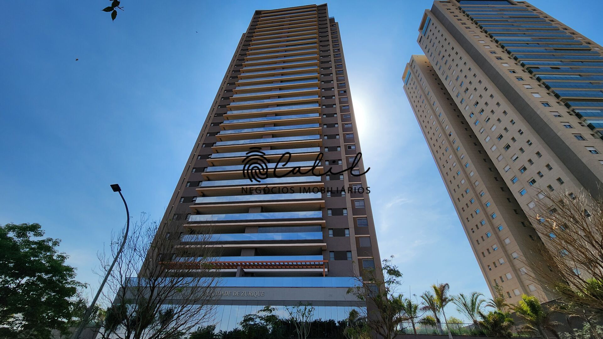 Apartamento para alugar com 4 quartos, 227m² - Foto 30