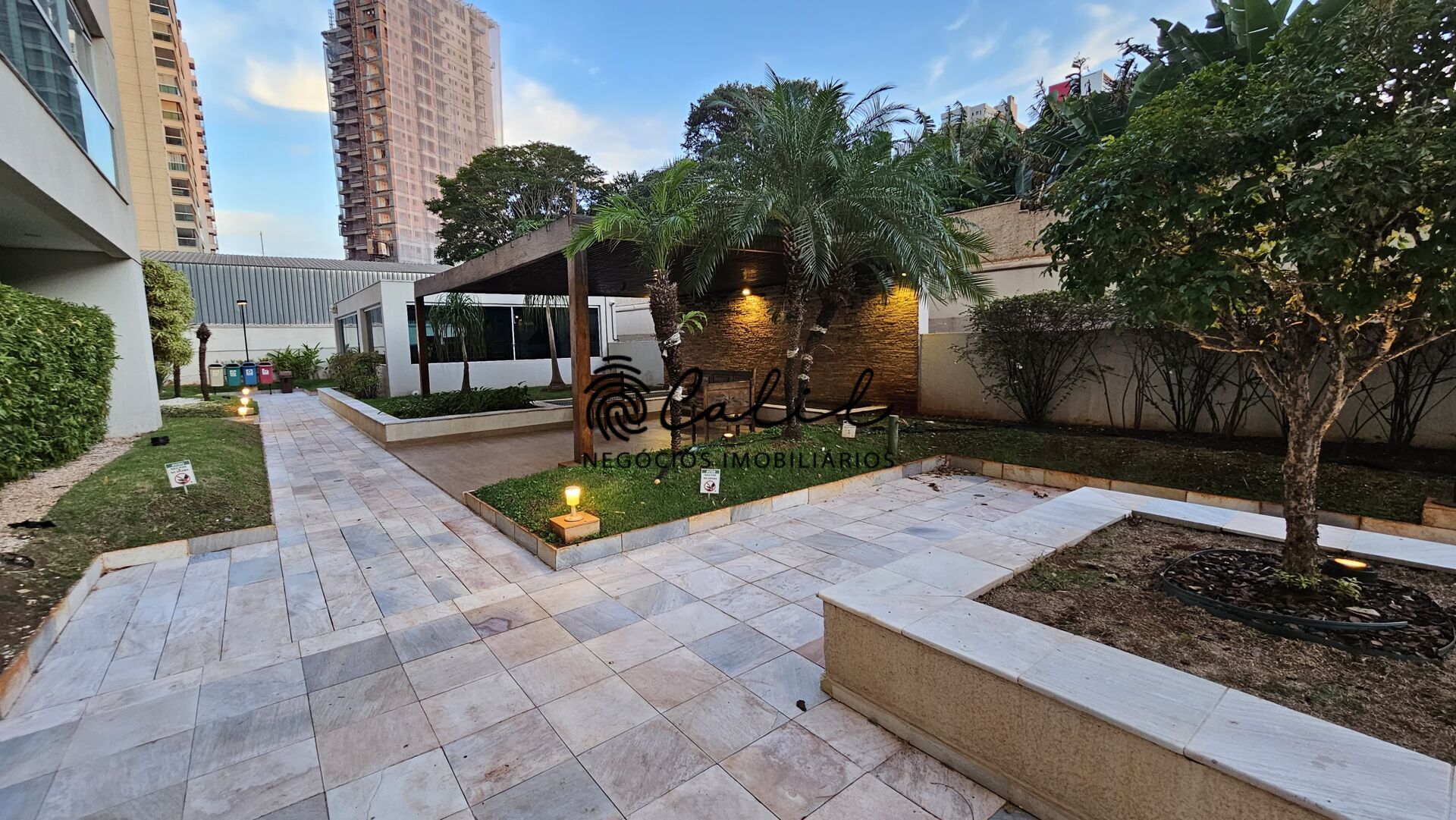 Apartamento à venda com 3 quartos, 187m² - Foto 43