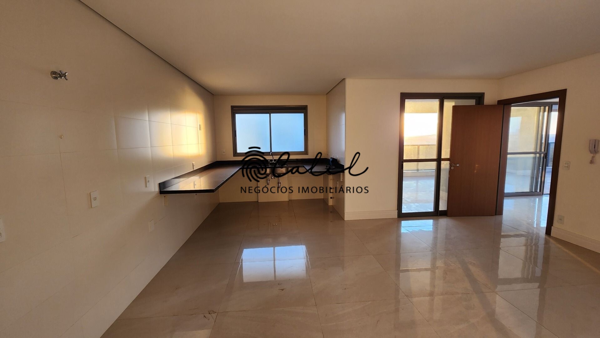 Apartamento à venda com 4 quartos, 376m² - Foto 8