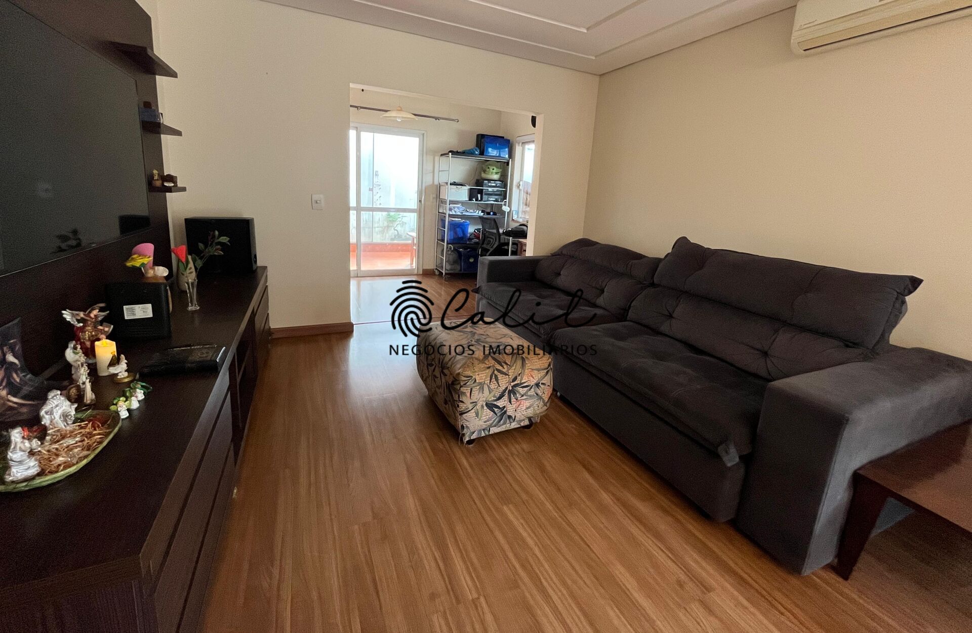 Casa à venda com 3 quartos, 186m² - Foto 4