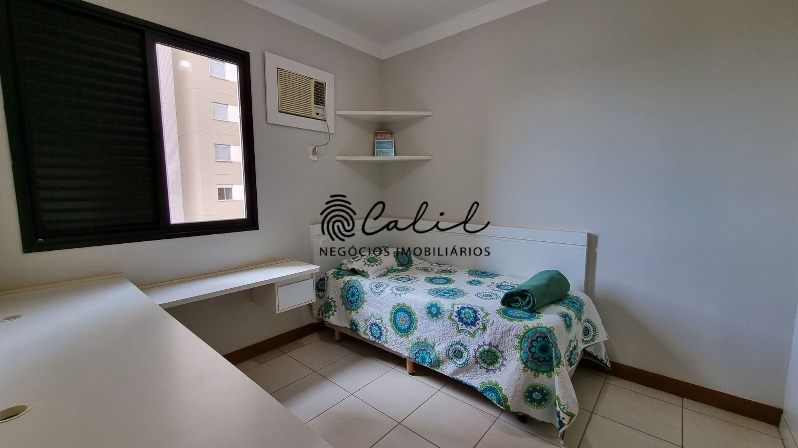 Apartamento à venda com 3 quartos, 138m² - Foto 8