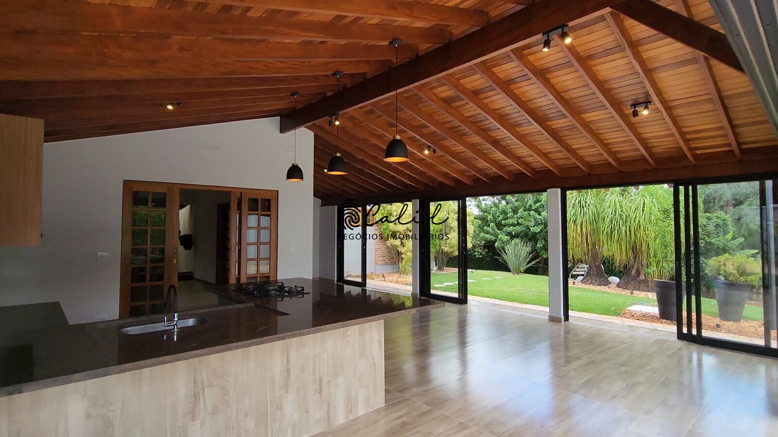 Fazenda à venda com 4 quartos, 2900m² - Foto 11