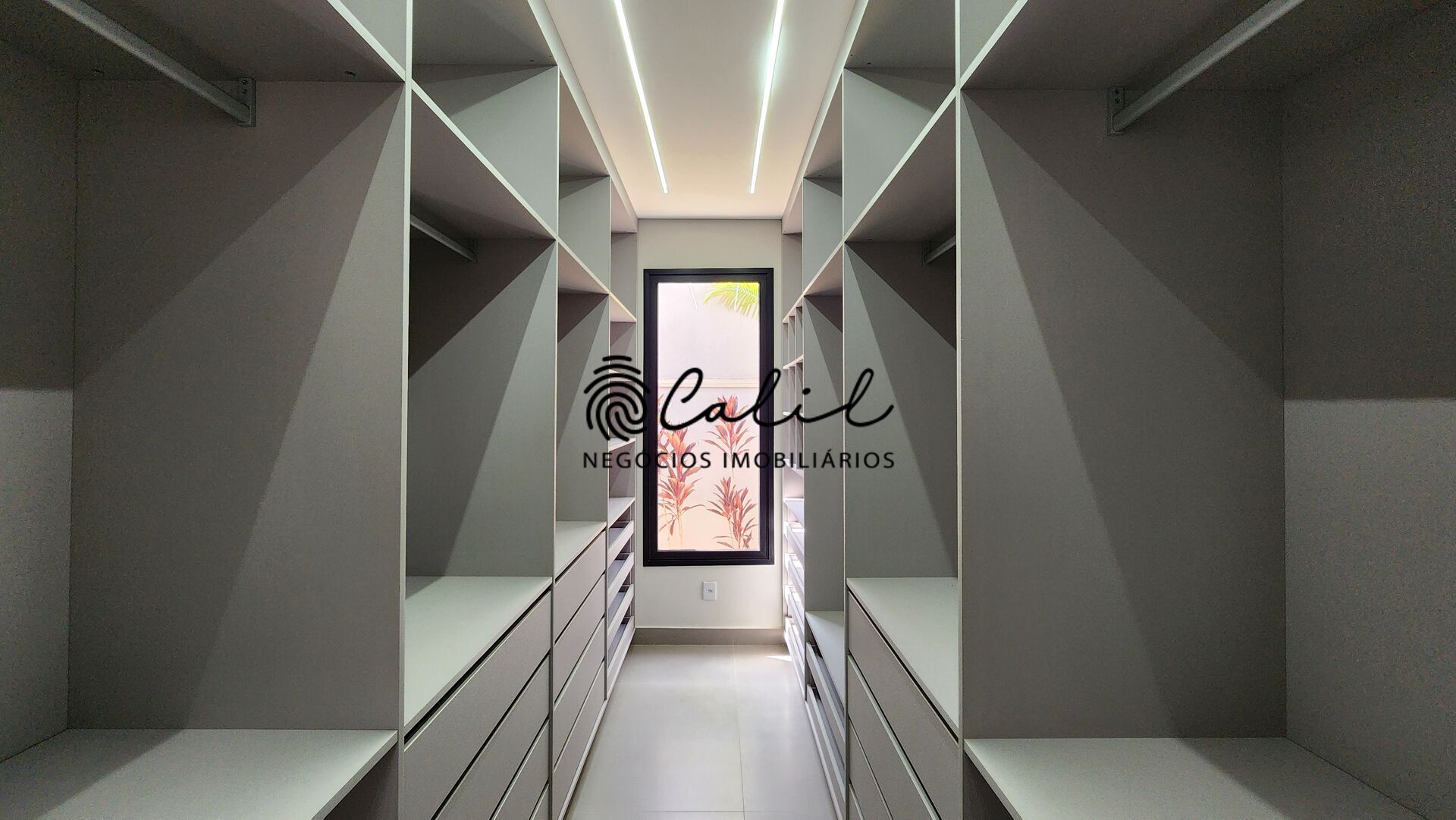 Casa de Condomínio à venda com 3 quartos, 266m² - Foto 35