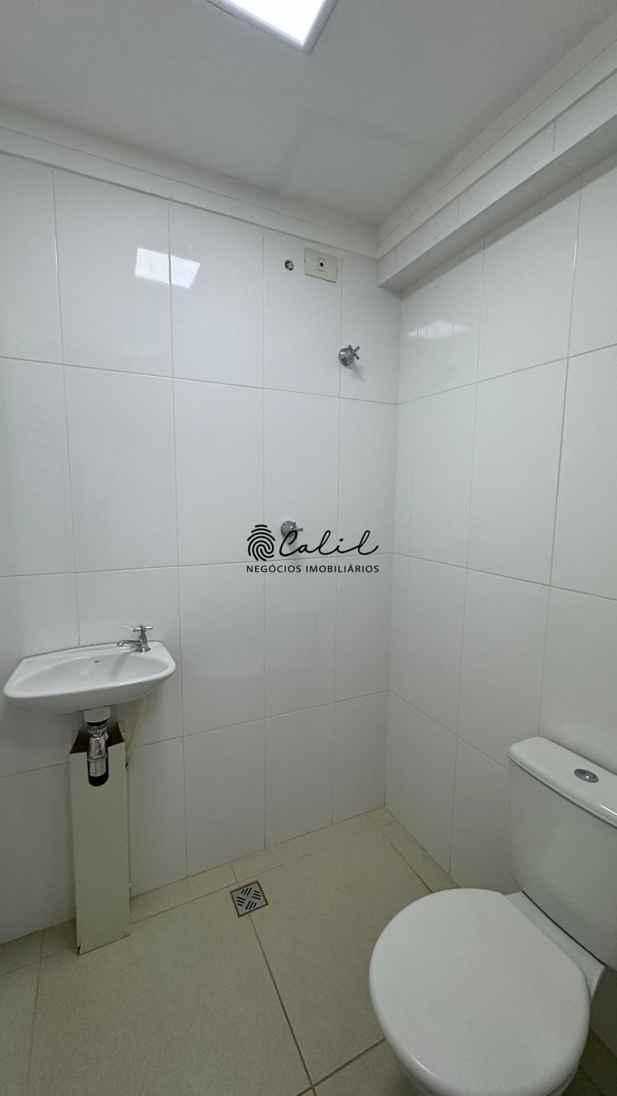 Apartamento para alugar com 3 quartos, 156m² - Foto 9