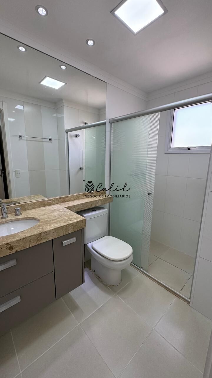 Apartamento para alugar com 3 quartos, 156m² - Foto 13