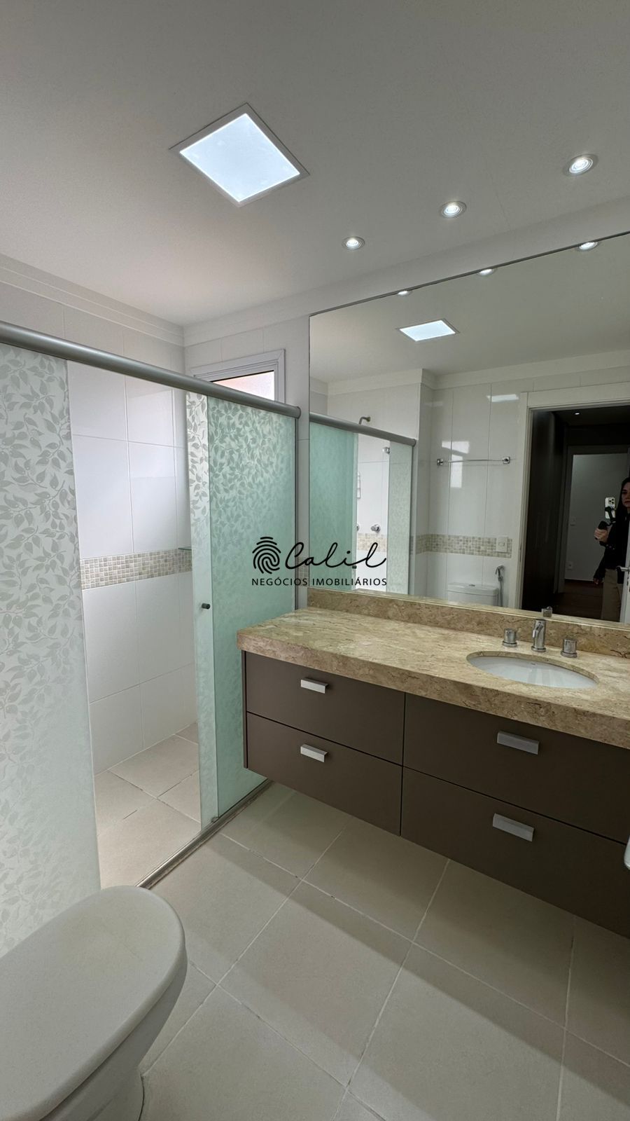 Apartamento para alugar com 3 quartos, 156m² - Foto 18