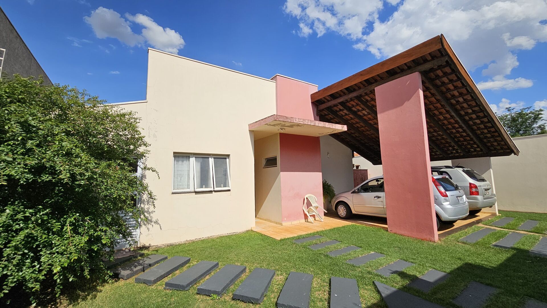 Casa à venda com 3 quartos, 161m² - Foto 4