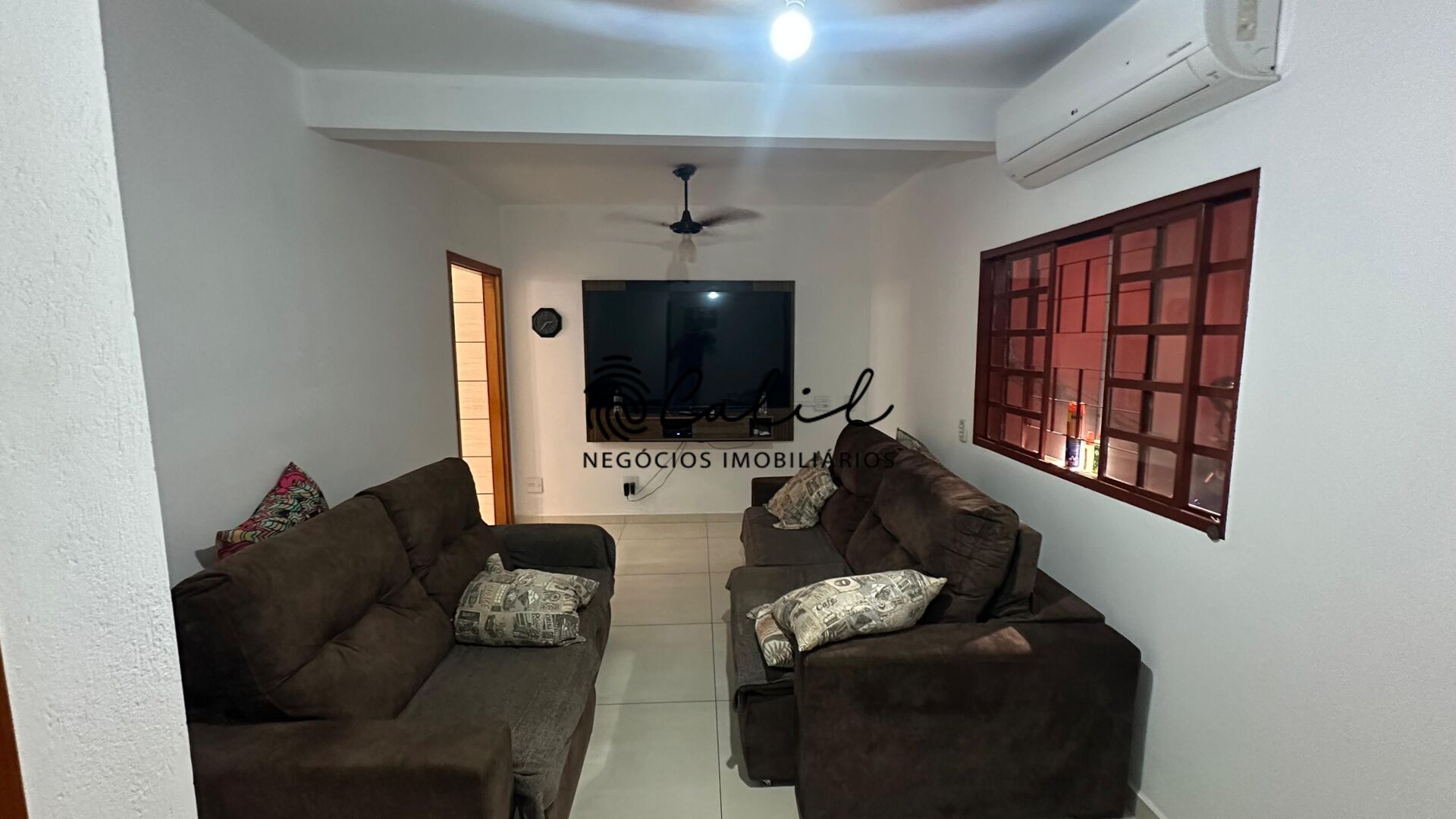 Casa, 3 quartos, 178 m² - Foto 1