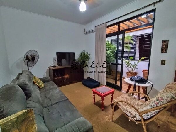 Casa, 4 quartos, 233 m² - Foto 1